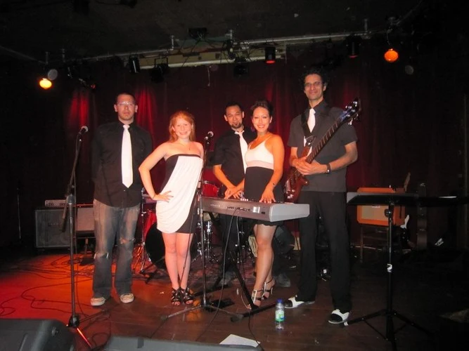 Acoustic Nights Searches for Montreal's Teen Songwriting Idol 2011
