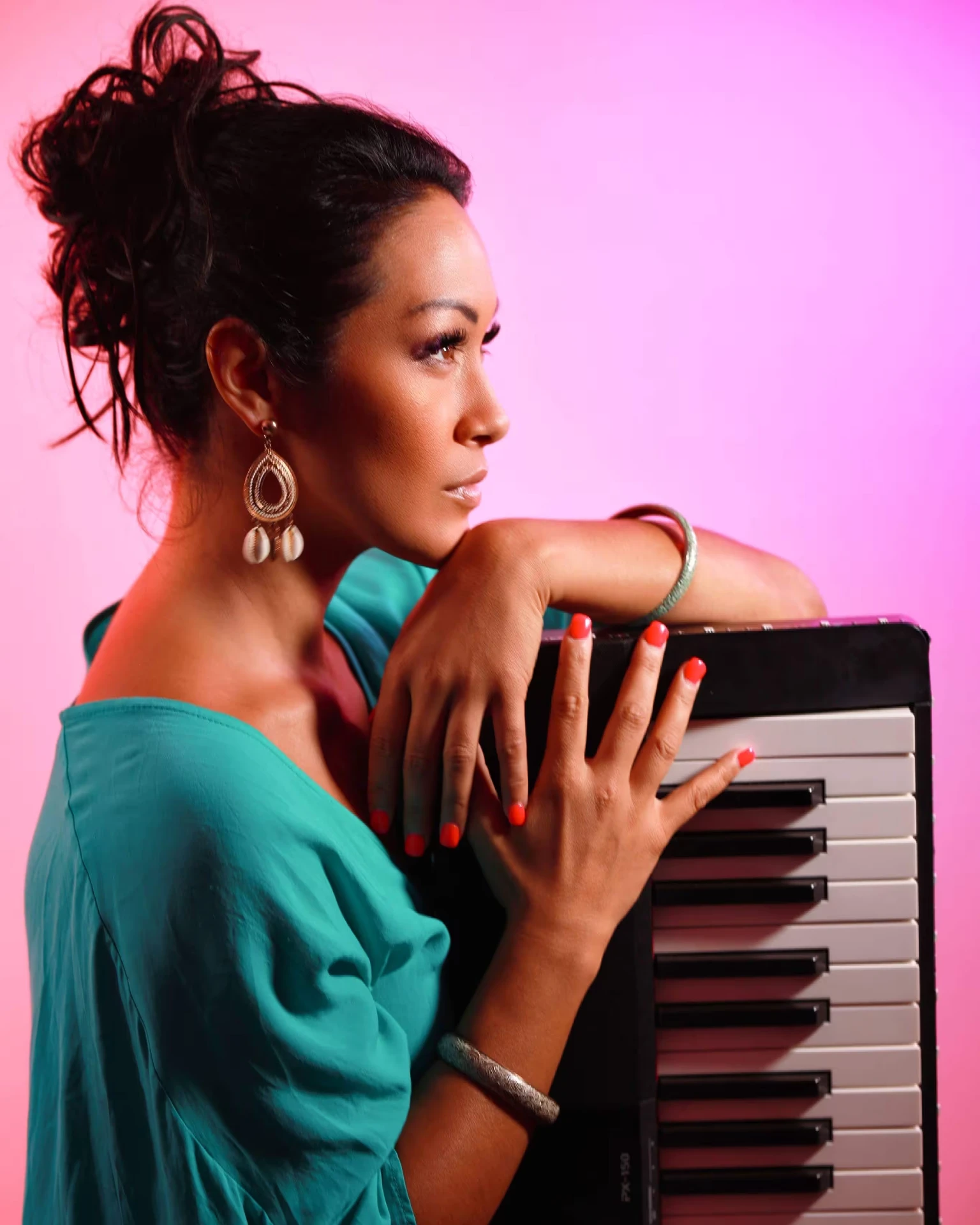 Melina Soochan at the piano